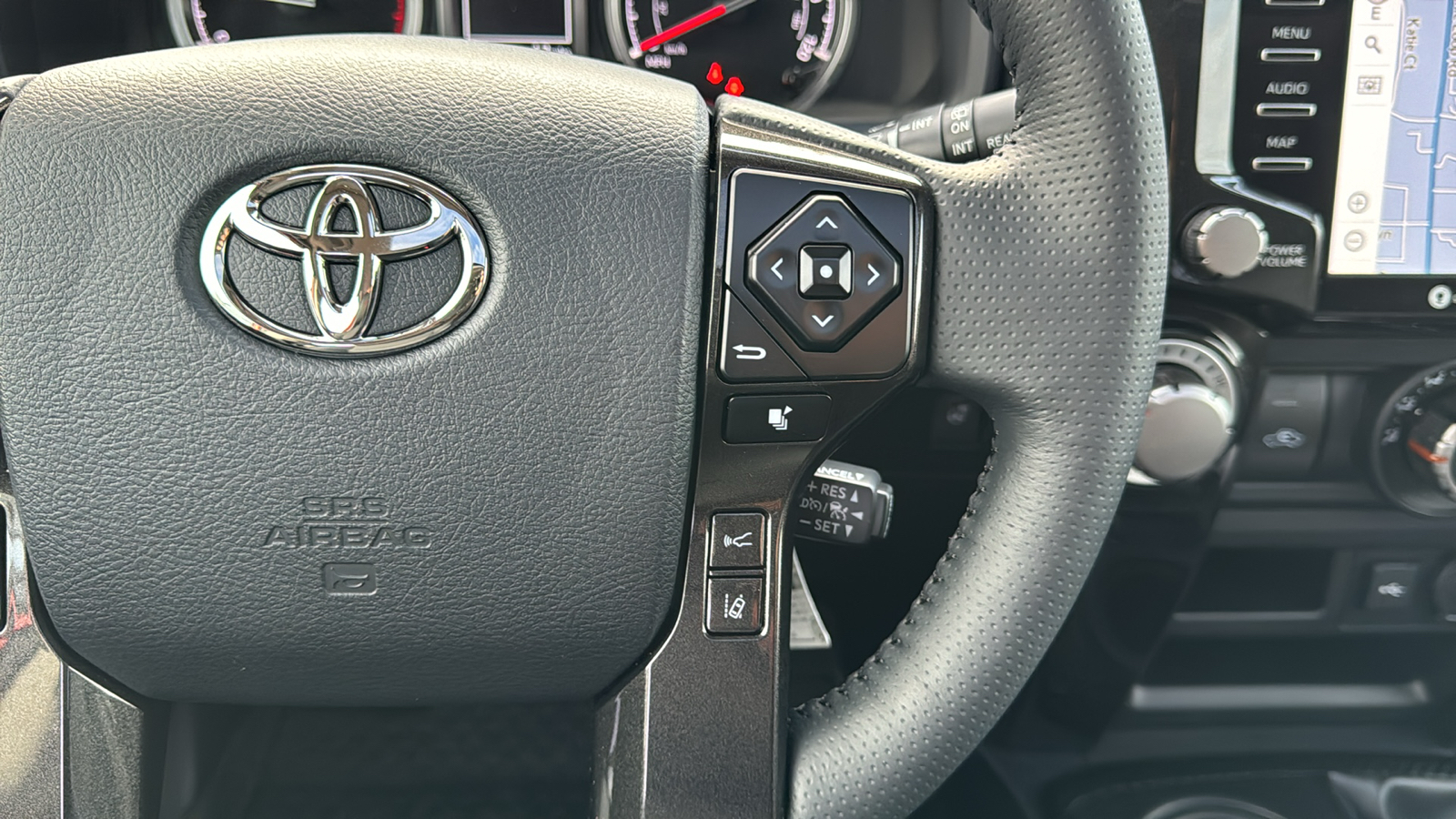 2024 Toyota 4Runner TRD Off-Road Premium 21