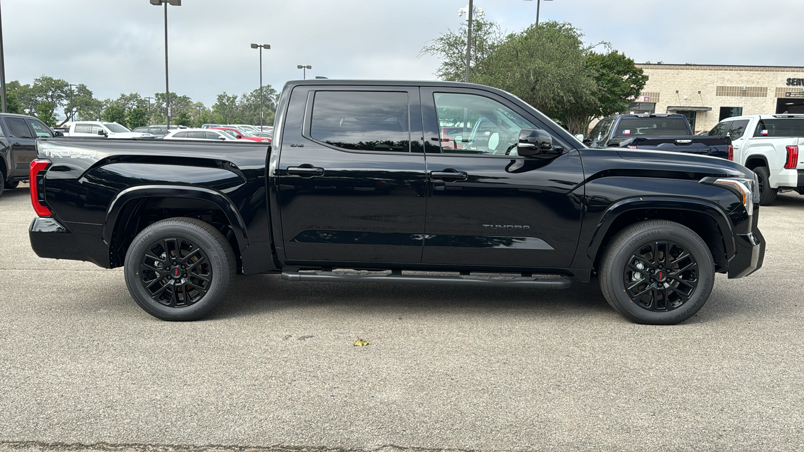 2024 Toyota Tundra SR5 8