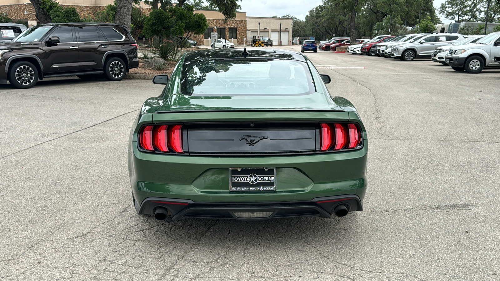 2022 Ford Mustang EcoBoost 6
