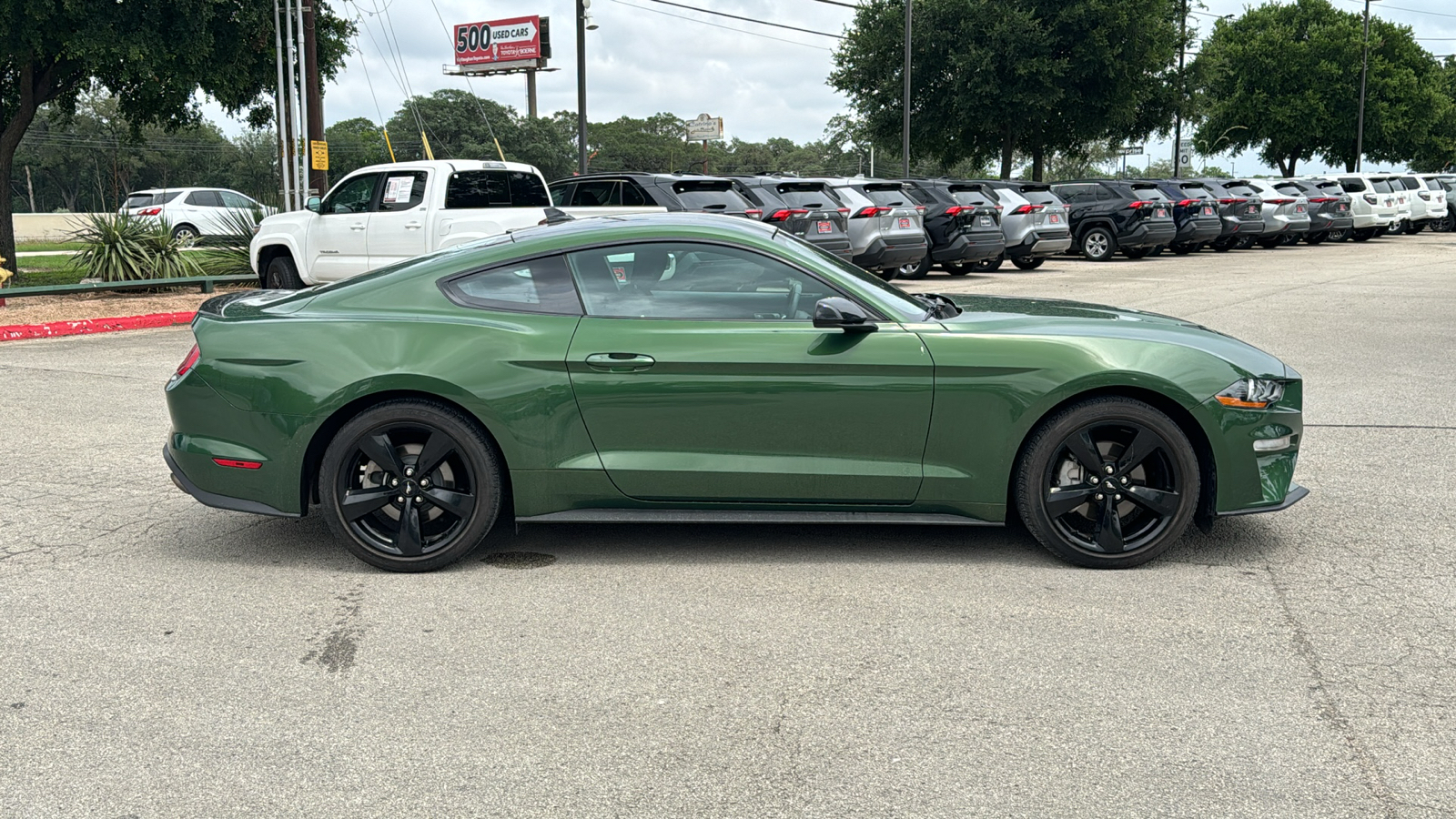 2022 Ford Mustang EcoBoost 8