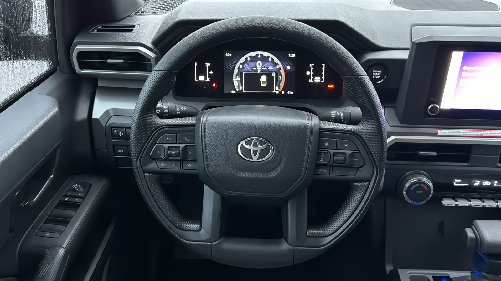 2024 Toyota Tacoma SR5 18