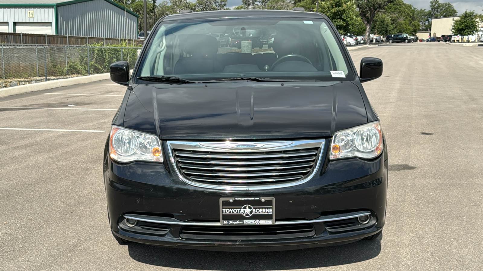 2015 Chrysler Town & Country Touring 2