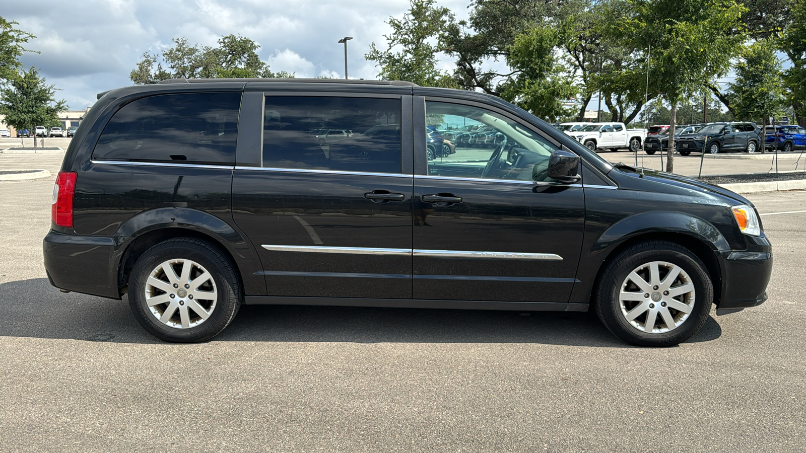2015 Chrysler Town & Country Touring 8