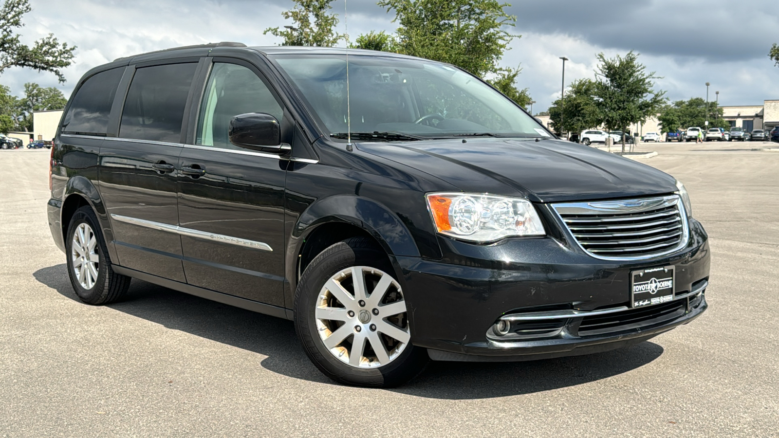 2015 Chrysler Town & Country Touring 38