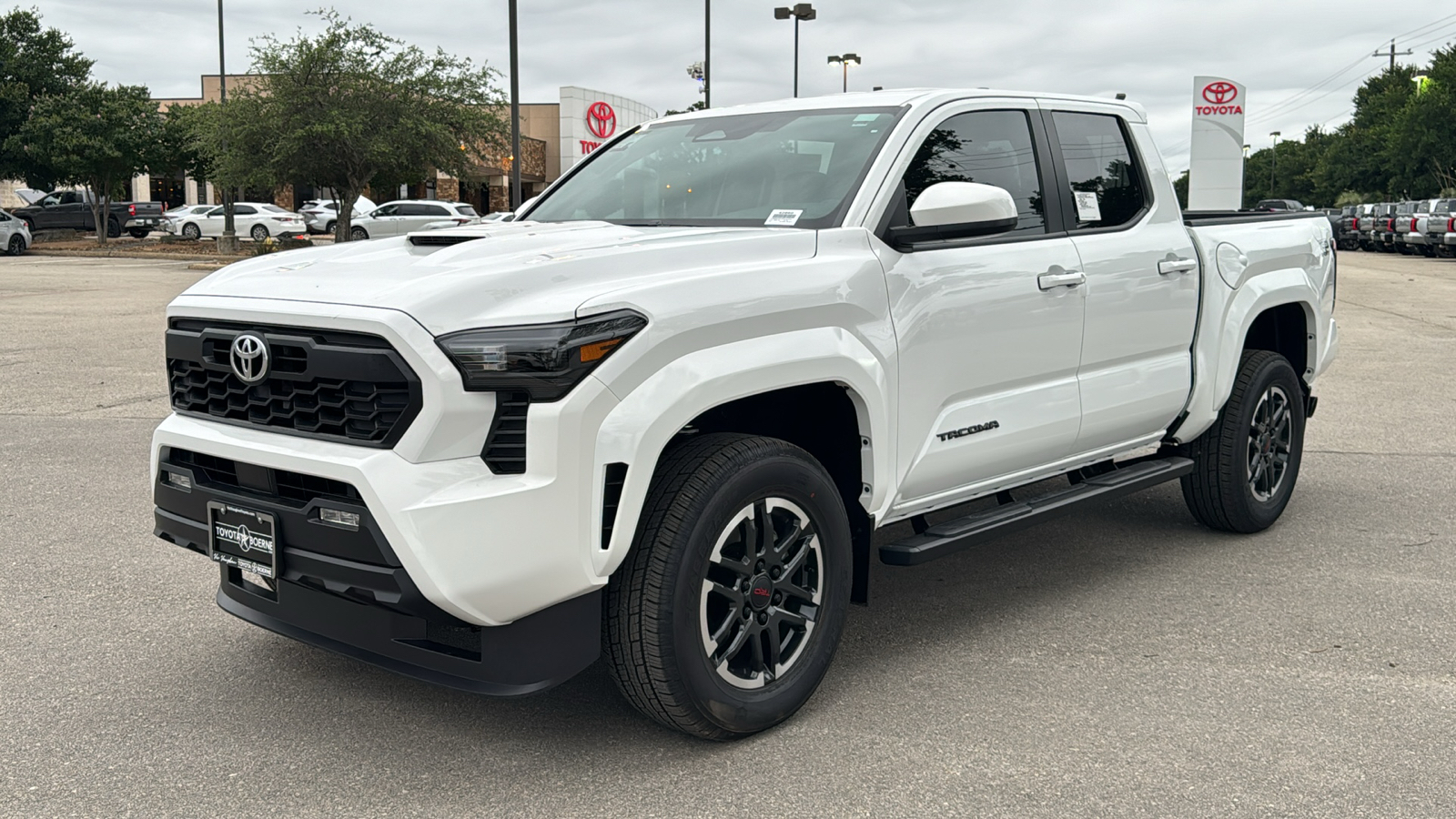 2024 Toyota Tacoma TRD Sport 3