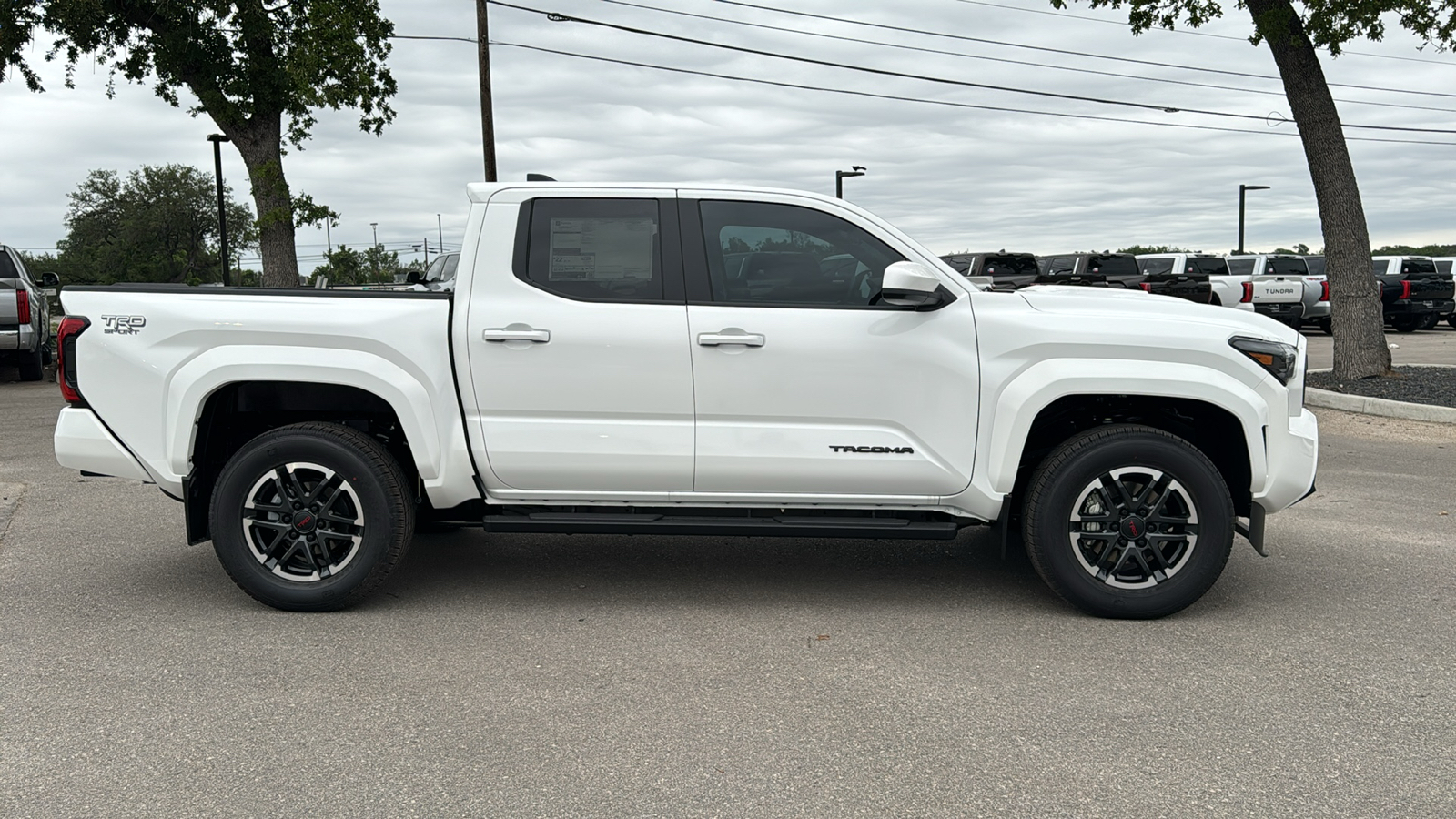 2024 Toyota Tacoma TRD Sport 8