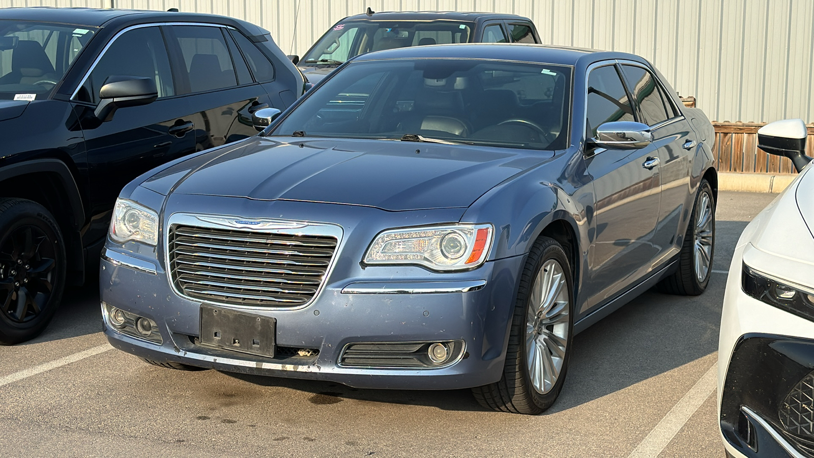 2011 Chrysler 300 Limited 3