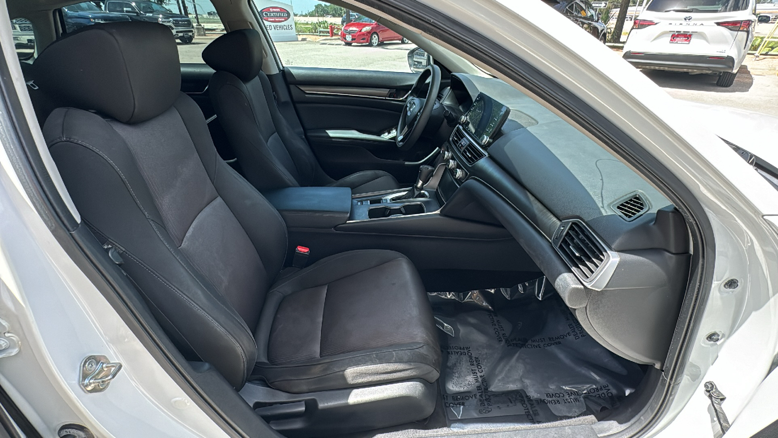 2019 Honda Accord LX 34