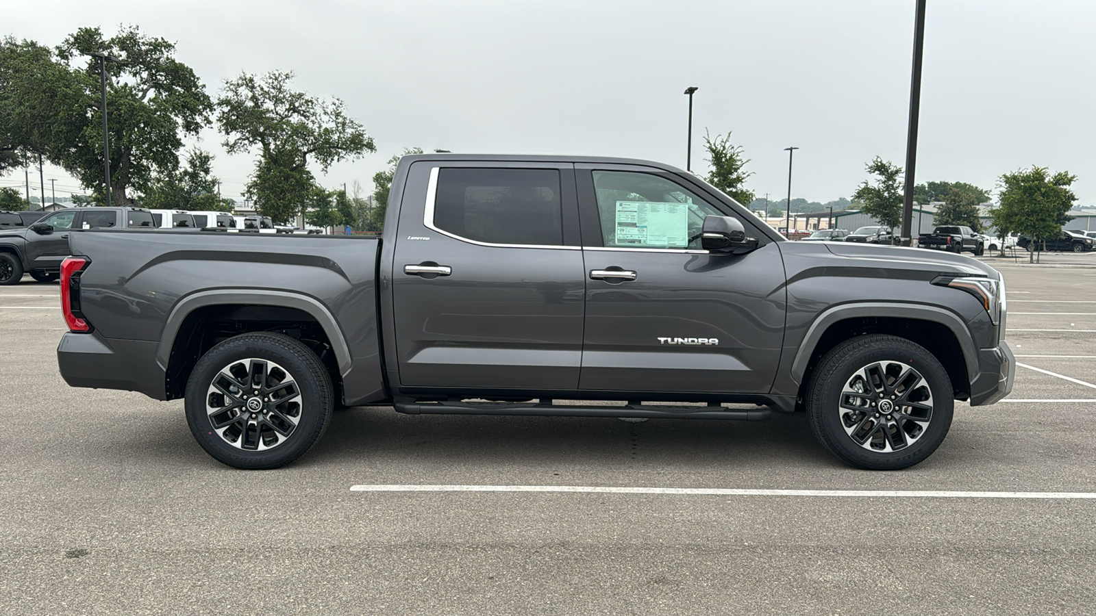 2024 Toyota Tundra Limited 8