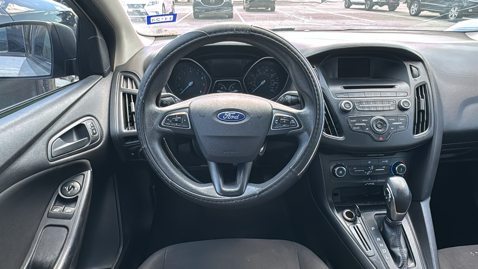 2016 Ford Focus S 10