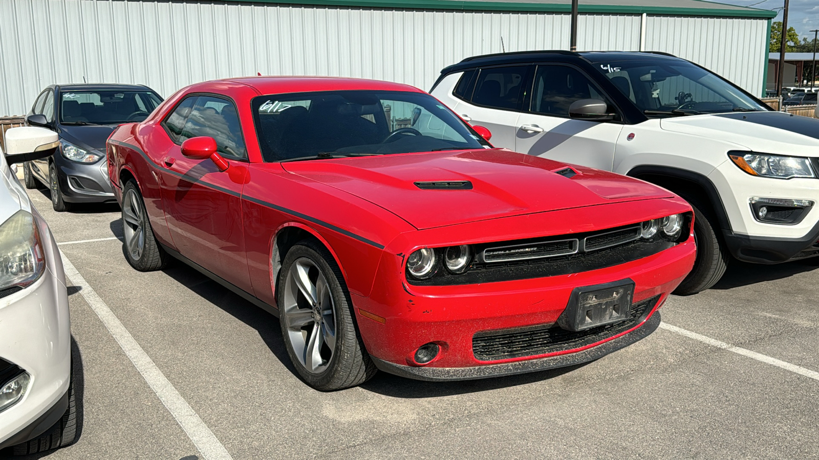 2015 Dodge Challenger SXT 11