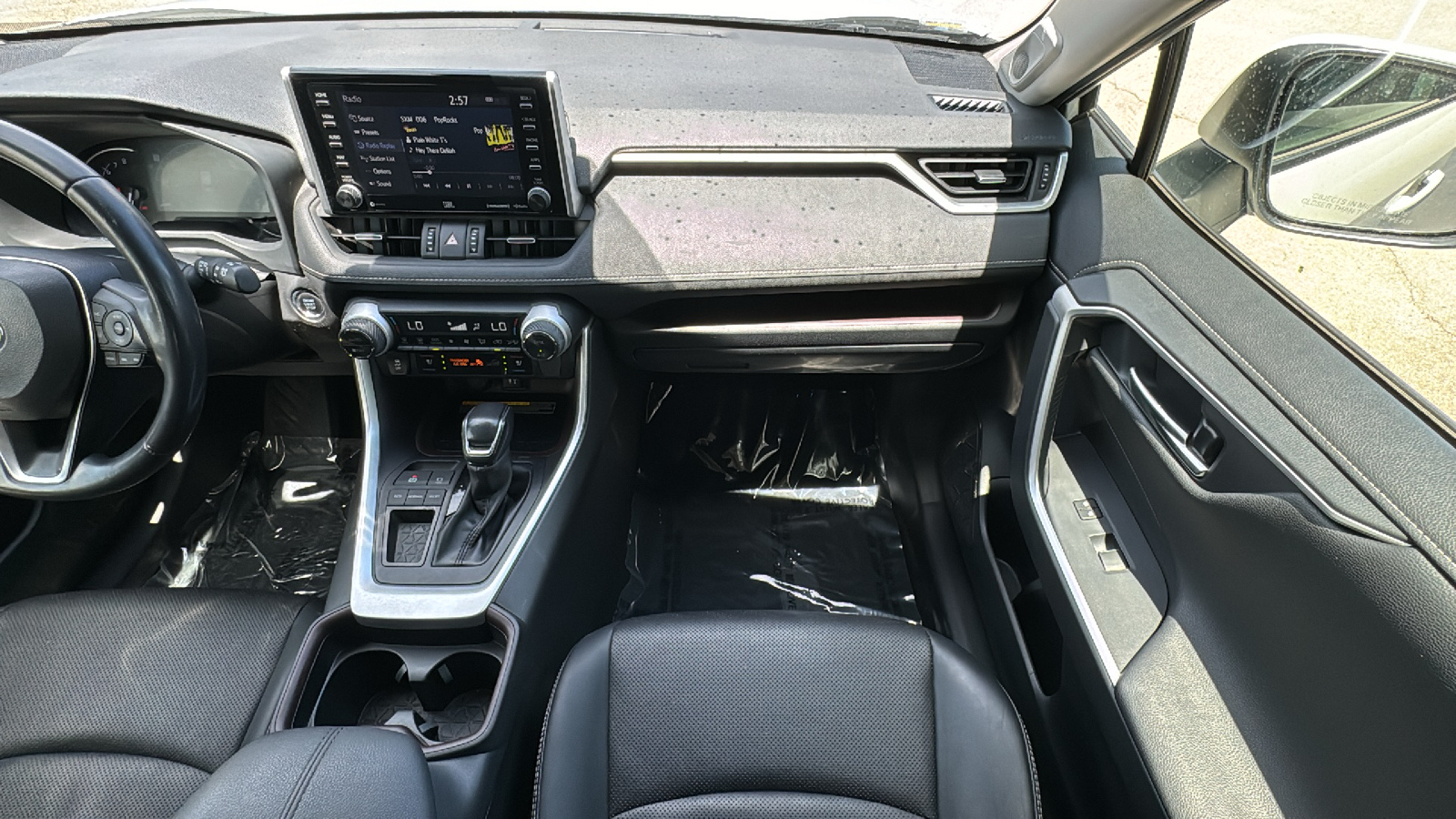 2019 Toyota RAV4 Limited 34