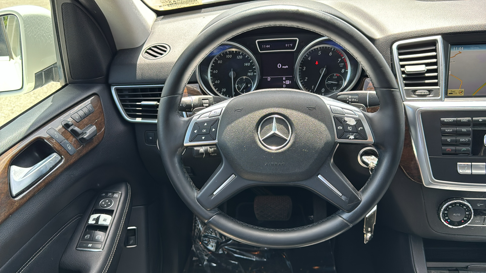 2012 Mercedes-Benz M-Class ML 350 27