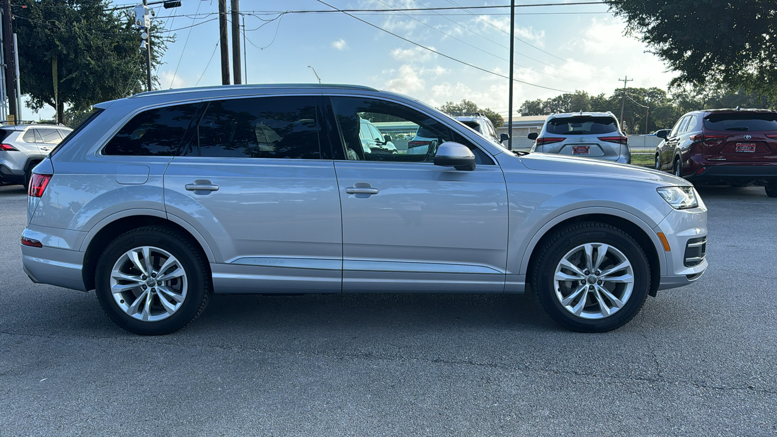 2019 Audi Q7 55 Premium 8