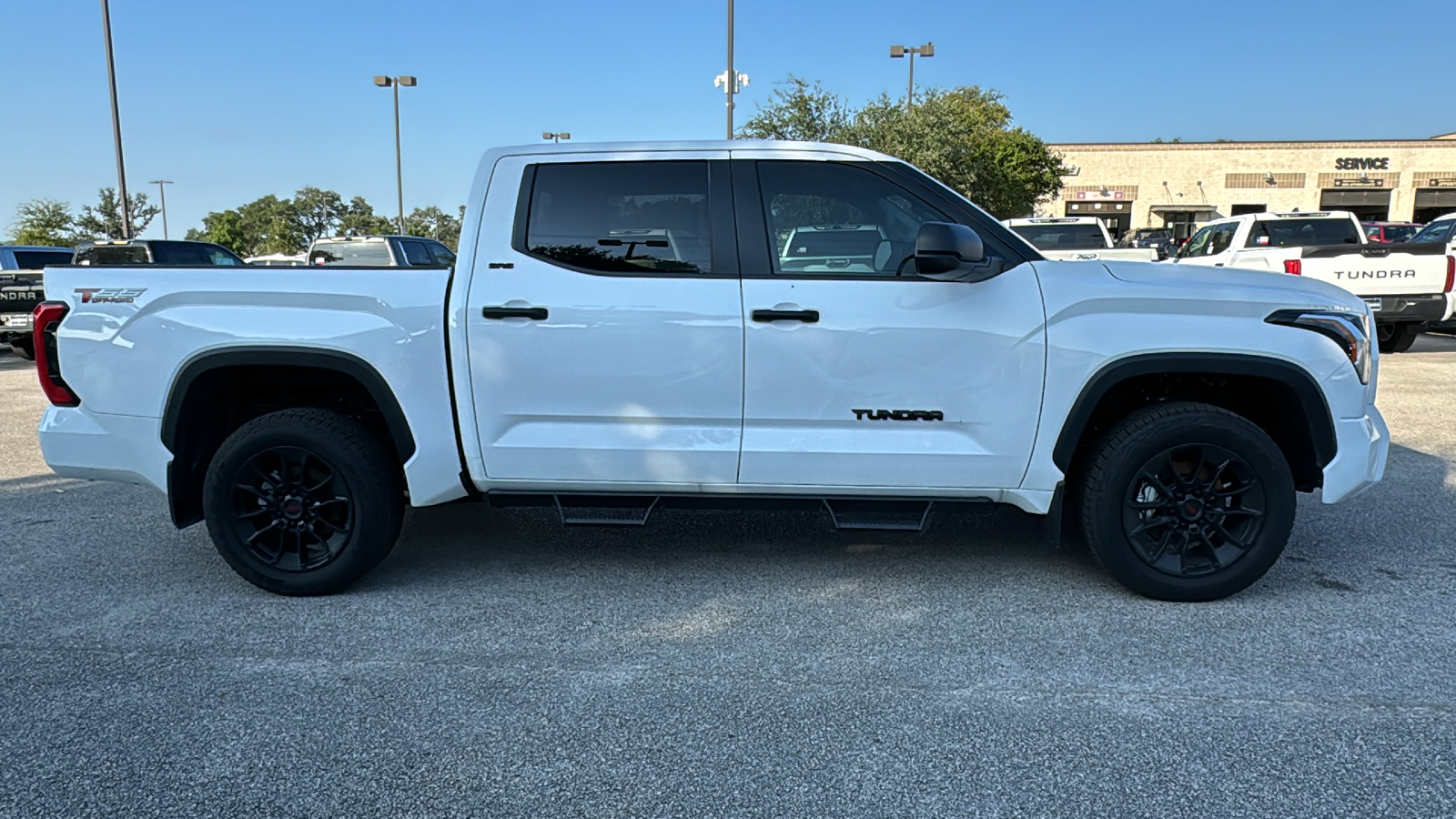 2024 Toyota Tundra SR5 8