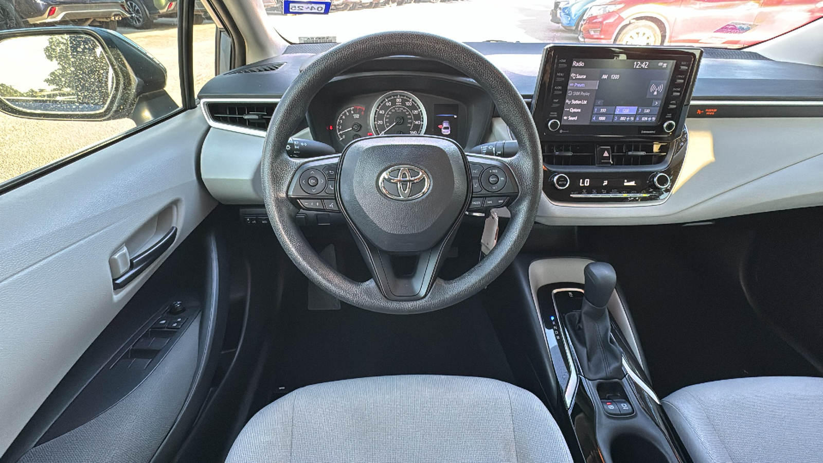2022 Toyota Corolla LE 19