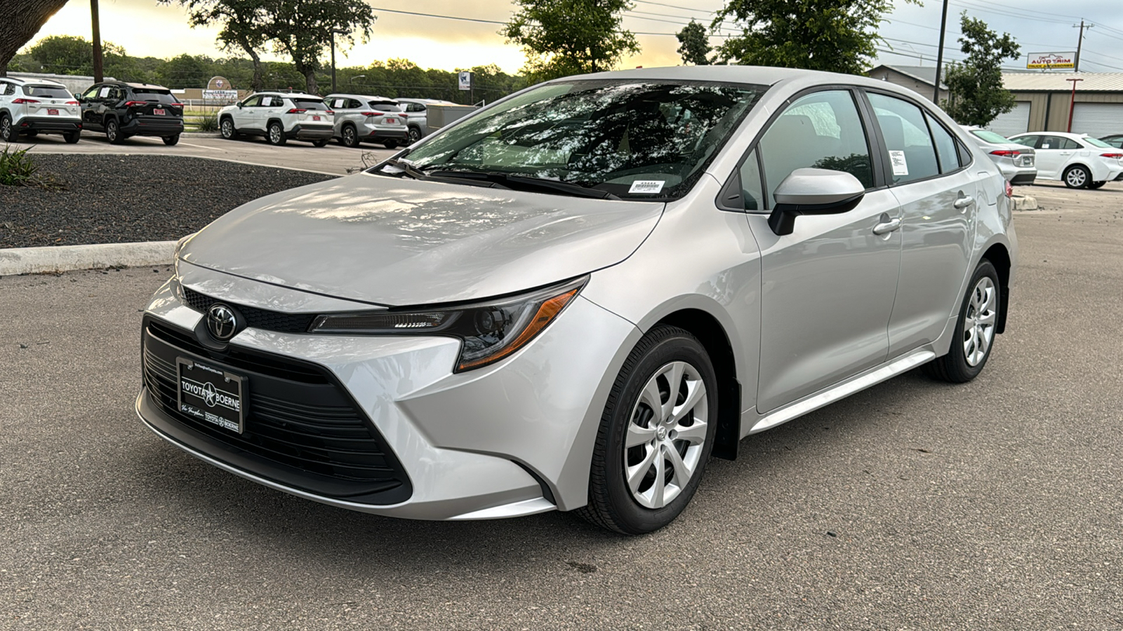 2024 Toyota Corolla LE 3