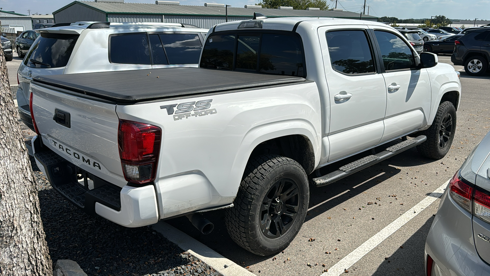 2022 Toyota Tacoma SR 6