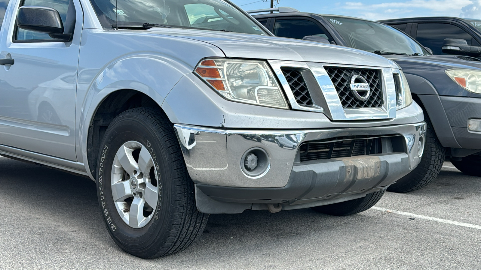 2009 Nissan Frontier SE 9