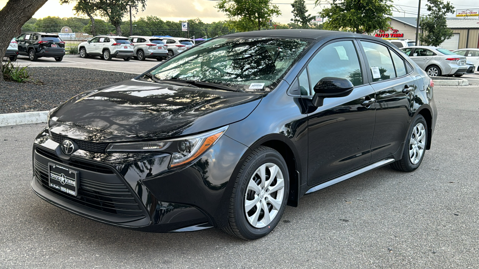 2024 Toyota Corolla LE 3