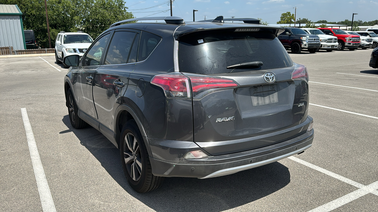 2018 Toyota RAV4 XLE 4