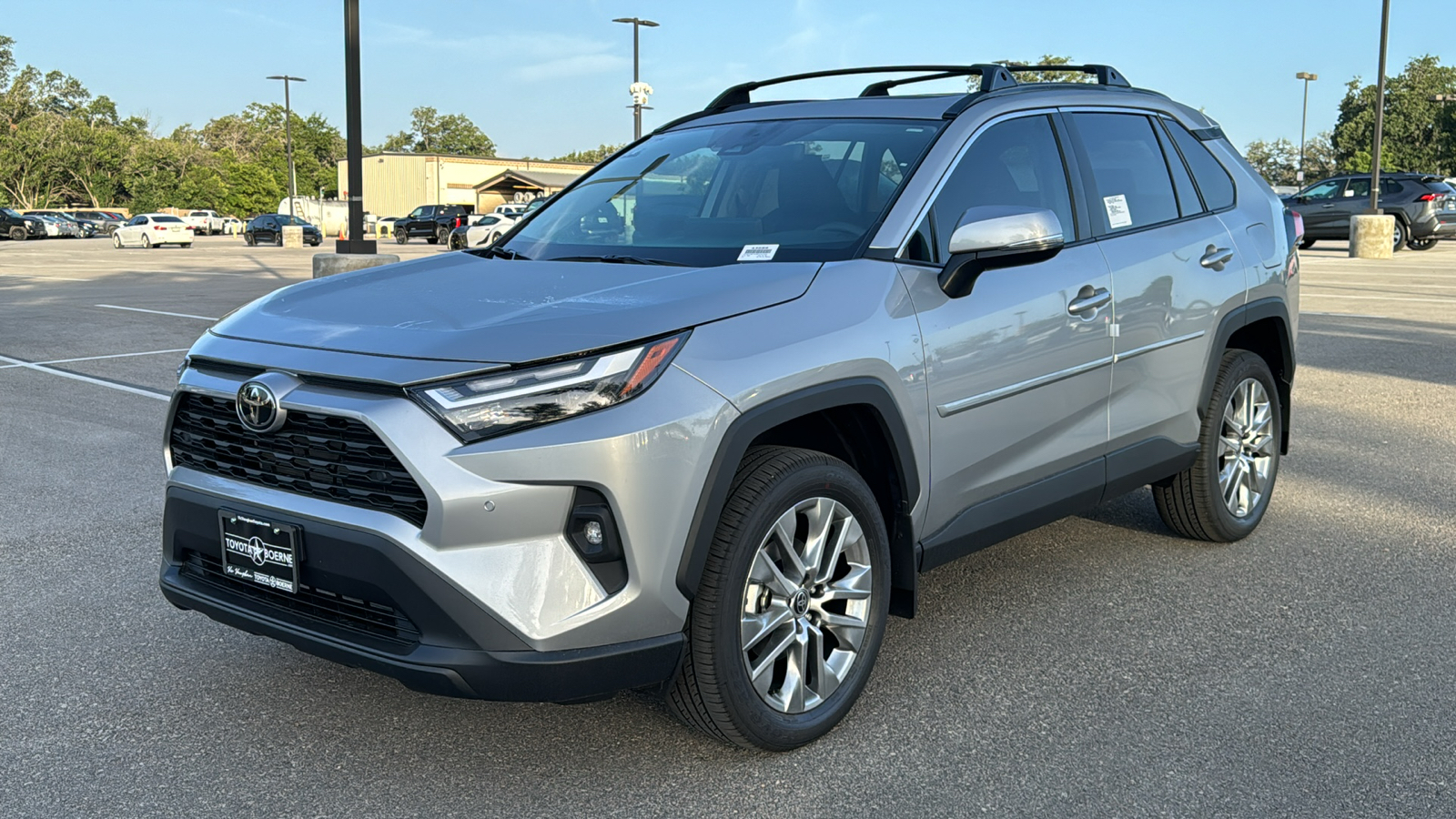 2024 Toyota RAV4 XLE Premium 3