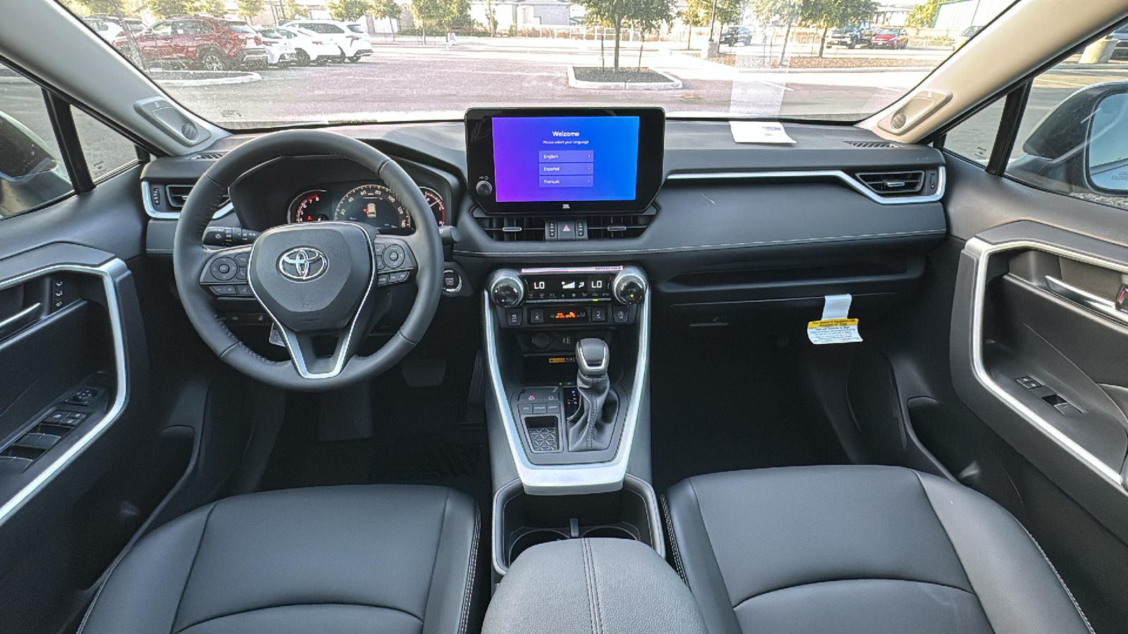 2024 Toyota RAV4 XLE Premium 16