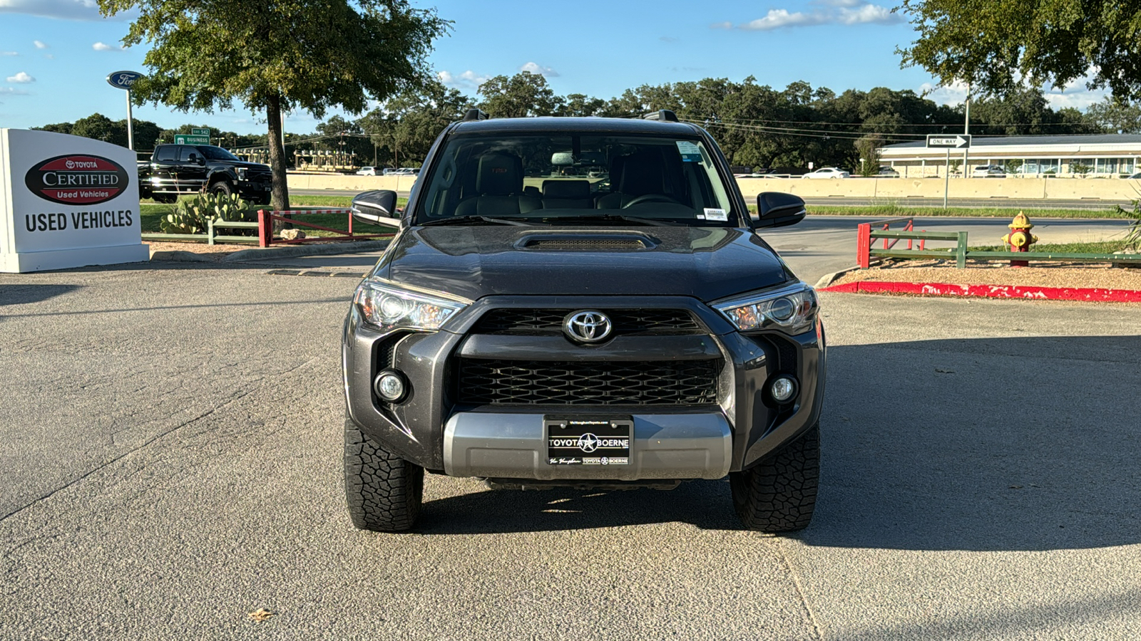 2018 Toyota 4Runner TRD Off-Road Premium 2