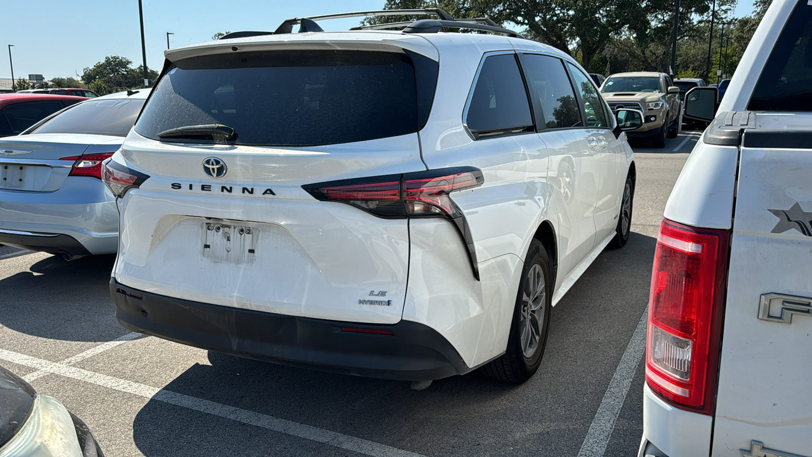 2021 Toyota Sienna LE 6