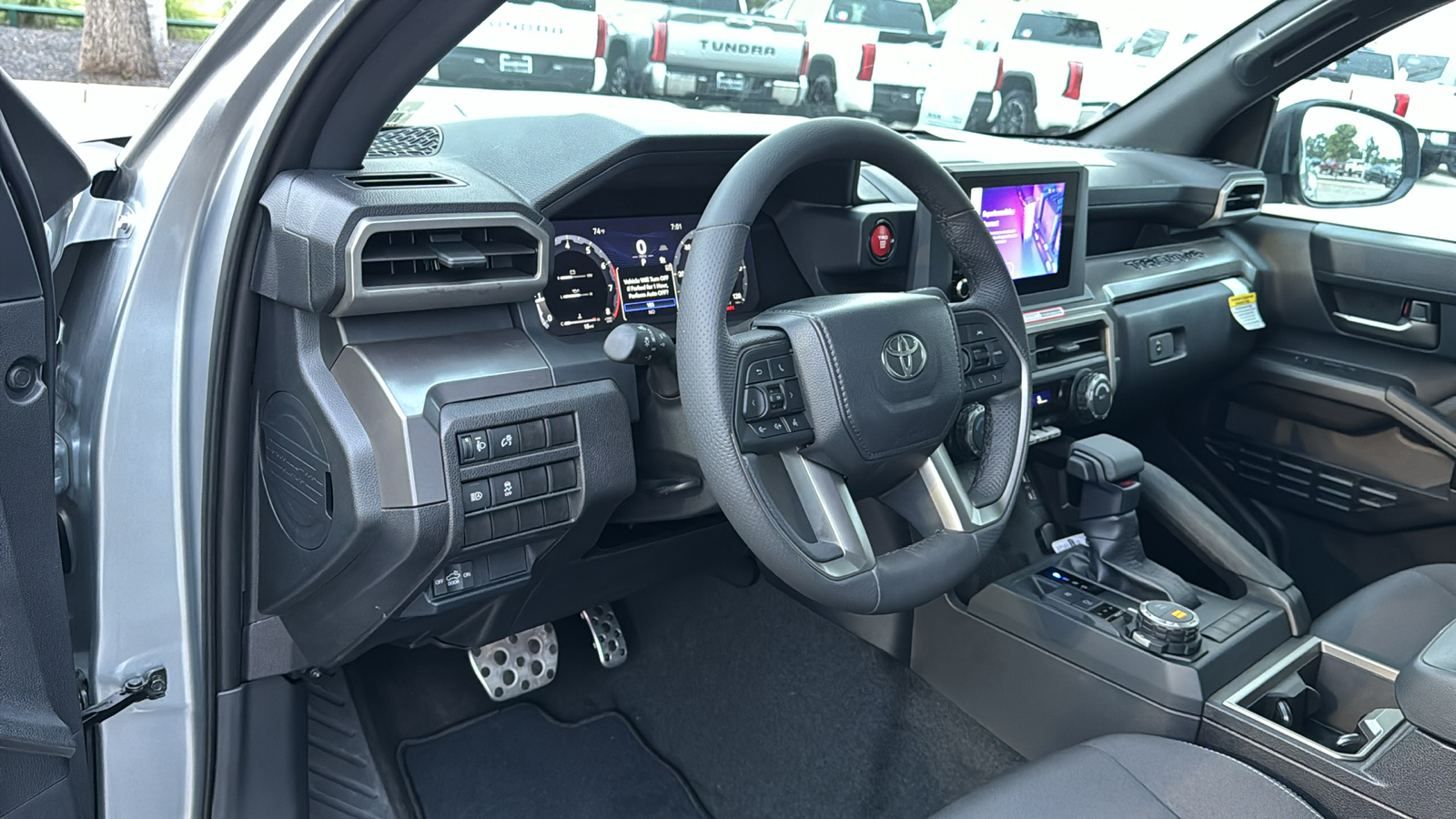 2024 Toyota Tacoma TRD Sport 12