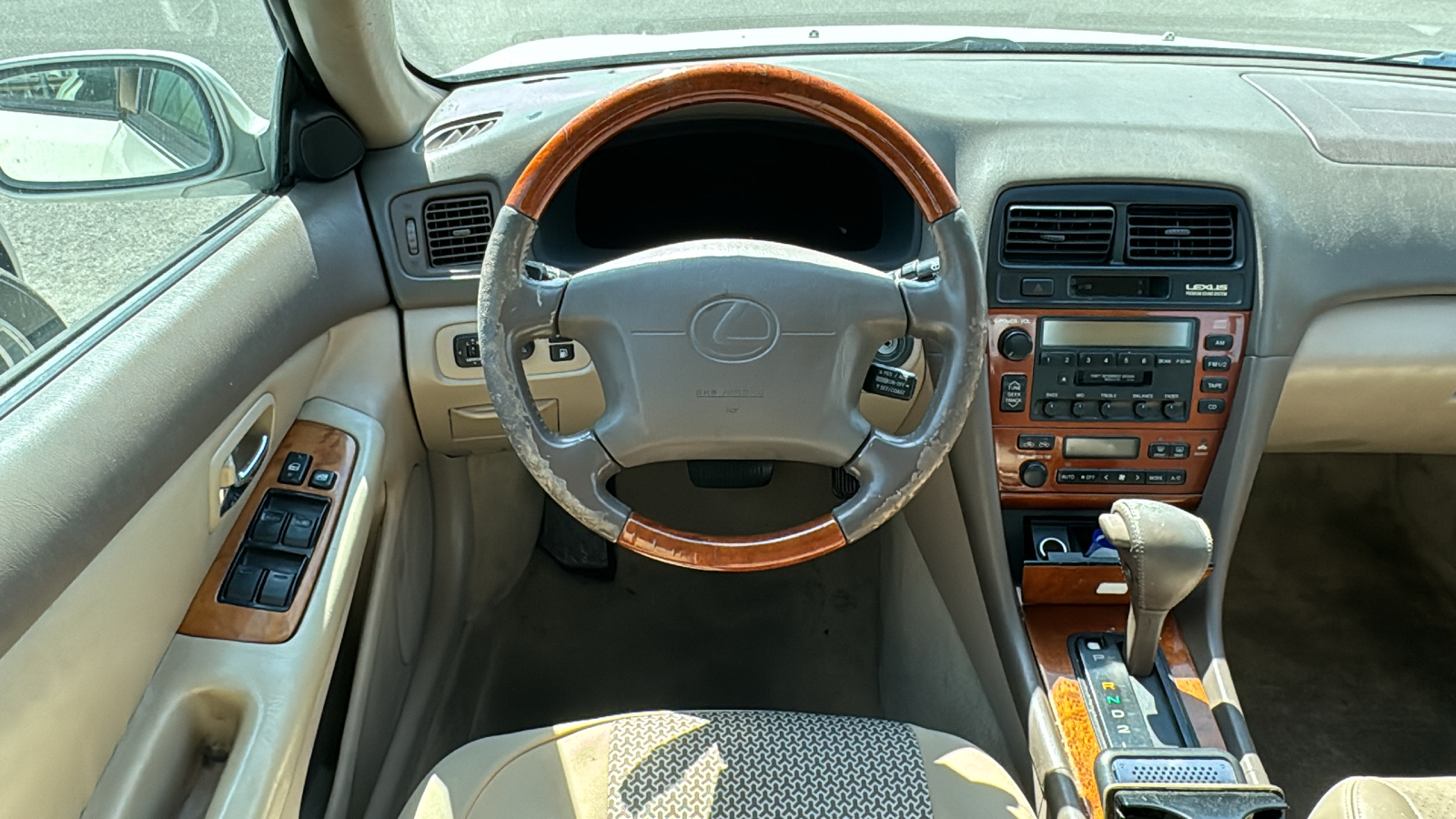 2001 Lexus ES 300 10