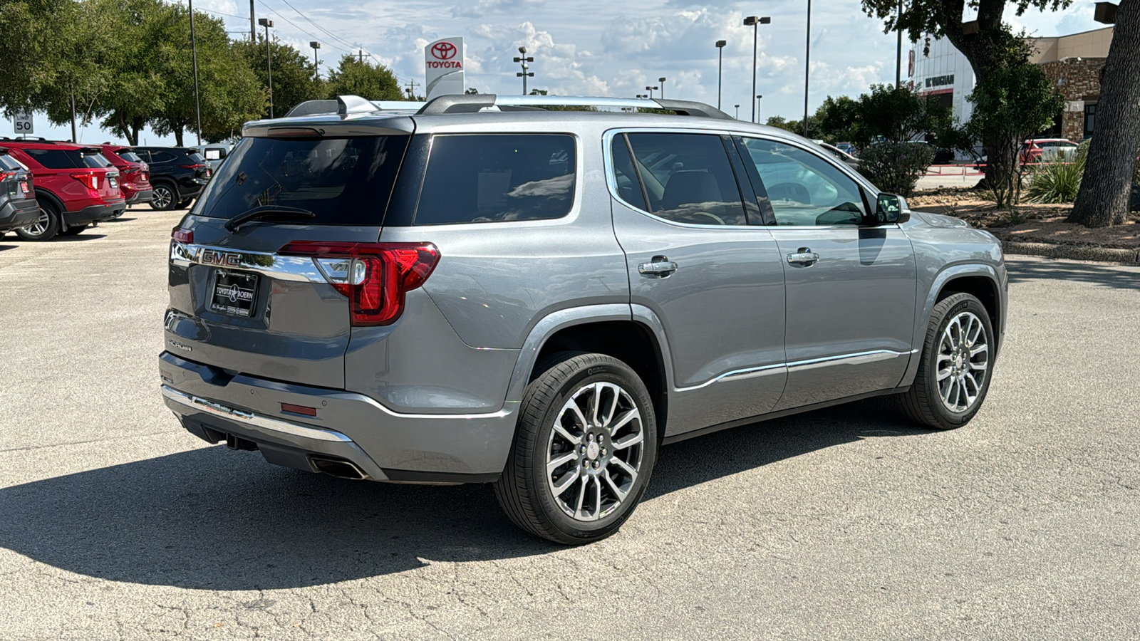 2022 GMC Acadia Denali 7