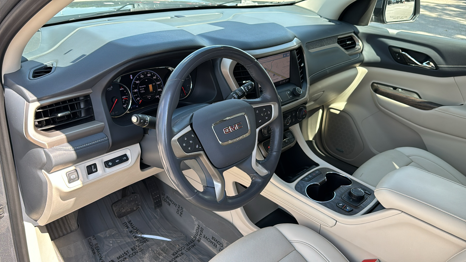 2022 GMC Acadia Denali 11