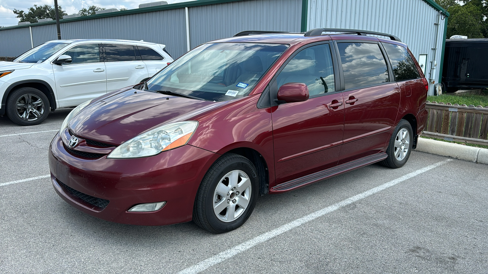 2007 Toyota Sienna XLE Limited 3