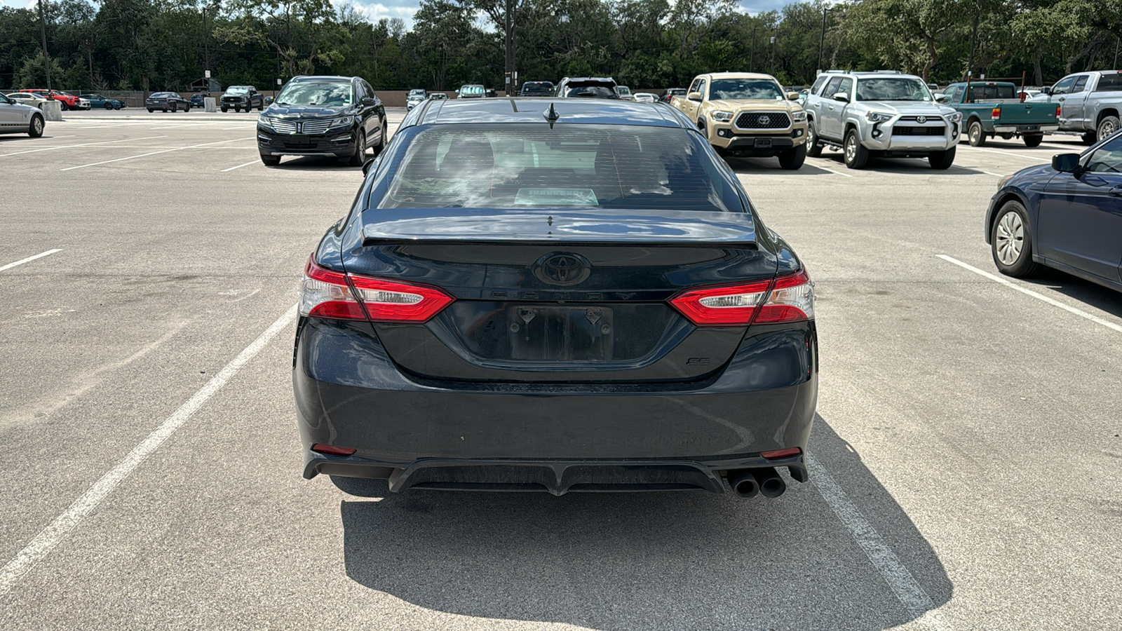 2020 Toyota Camry SE 5