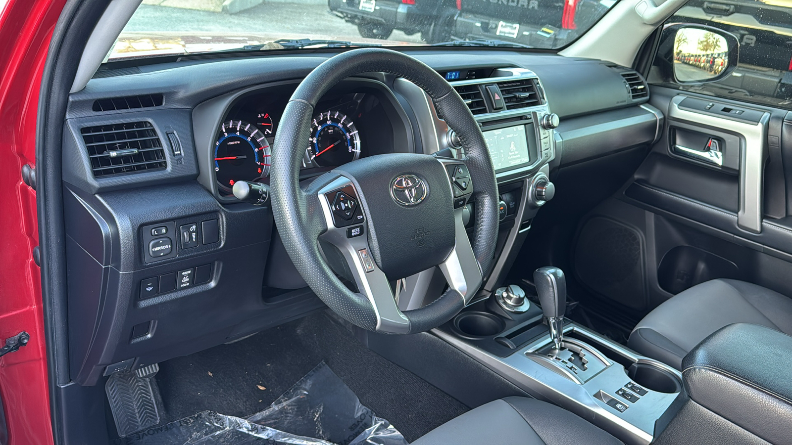 2019 Toyota 4Runner SR5 Premium 11