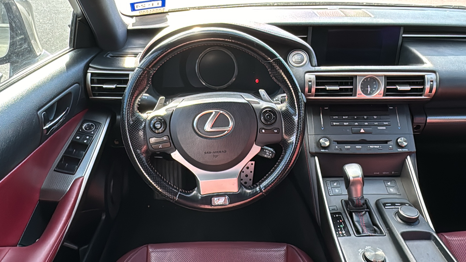 2016 Lexus IS 200t 10