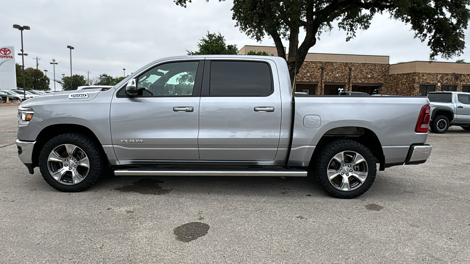 2023 Ram 1500 Laramie 4