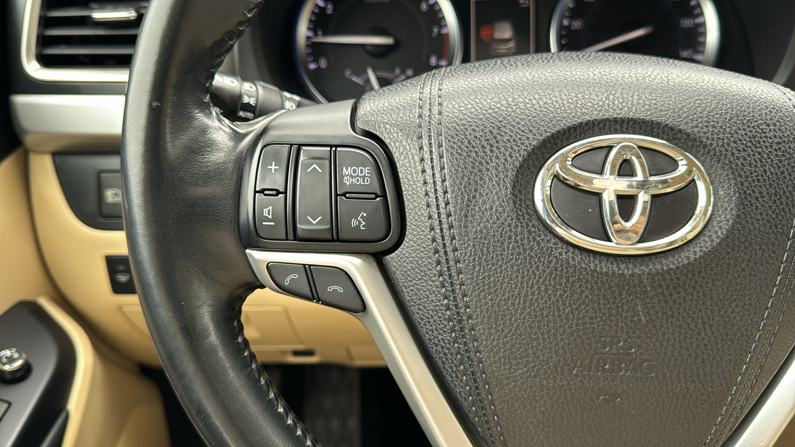 2018 Toyota Highlander XLE 31