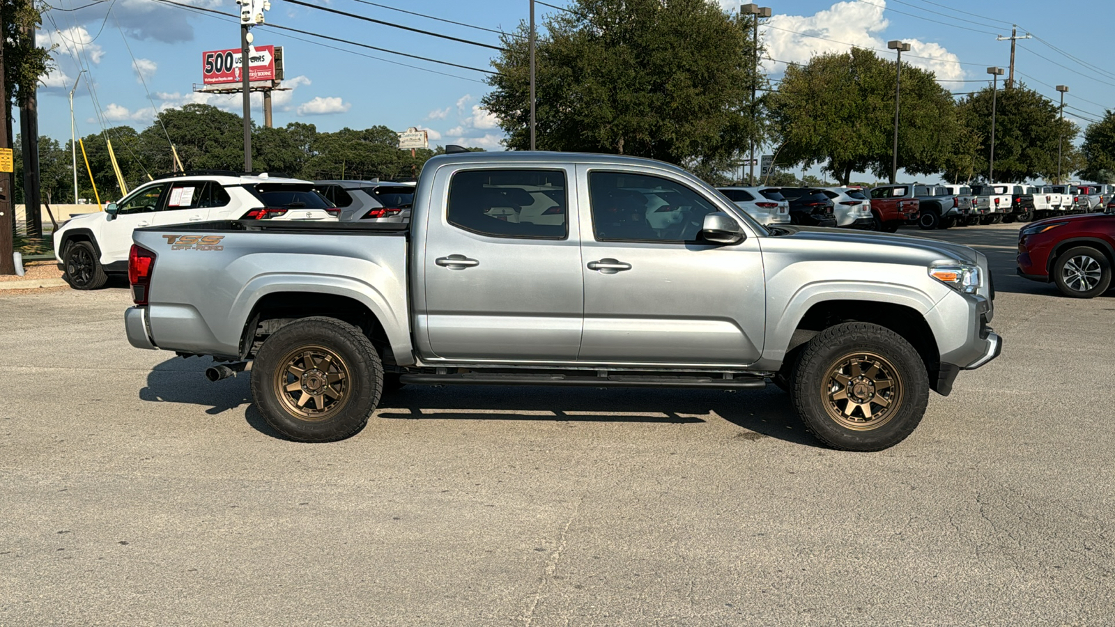 2023 Toyota Tacoma SR 9