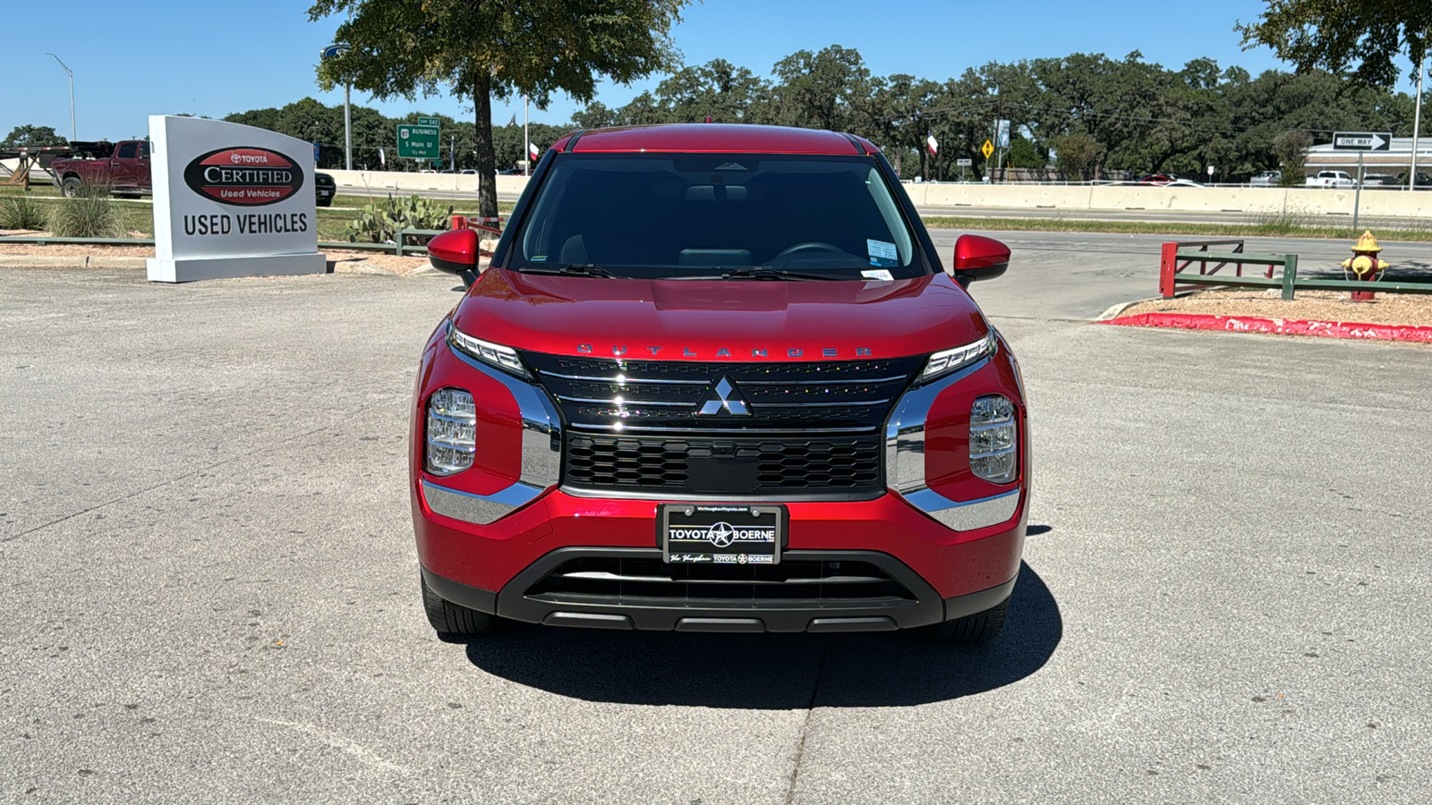 2023 Mitsubishi Outlander ES 2