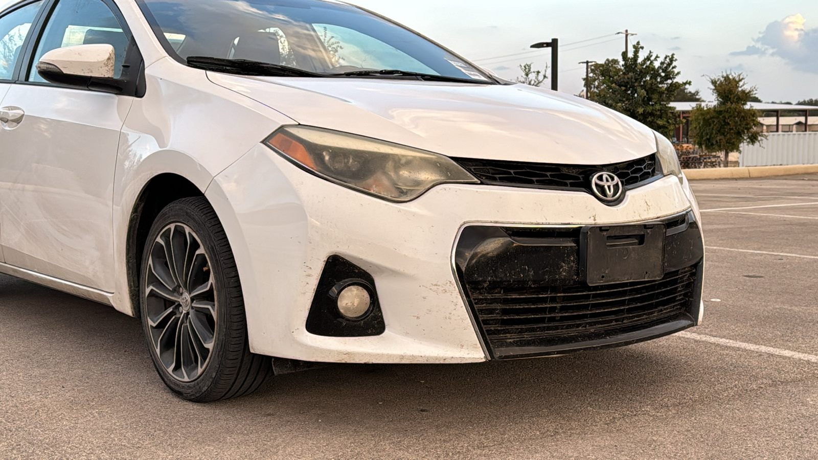 2015 Toyota Corolla S 9