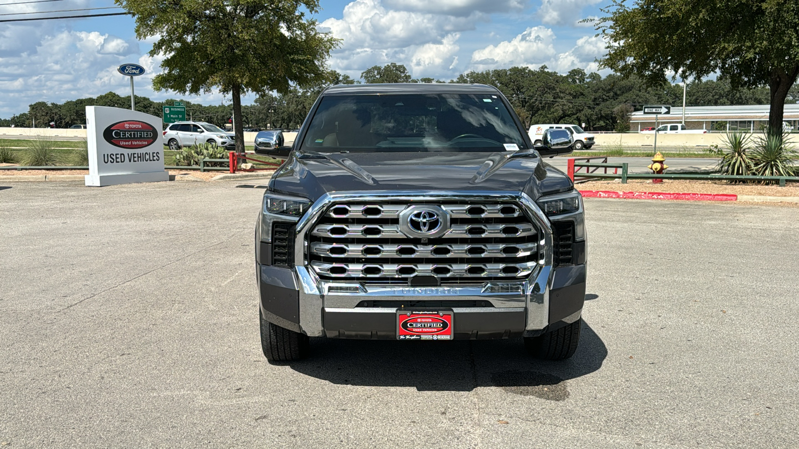 2023 Toyota Tundra Hybrid 1794 Edition 2