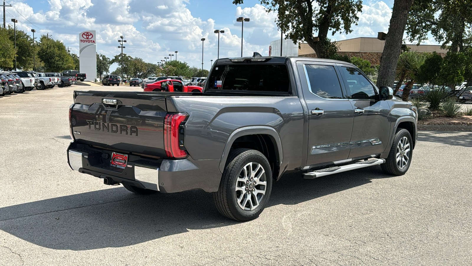 2023 Toyota Tundra Hybrid 1794 Edition 8