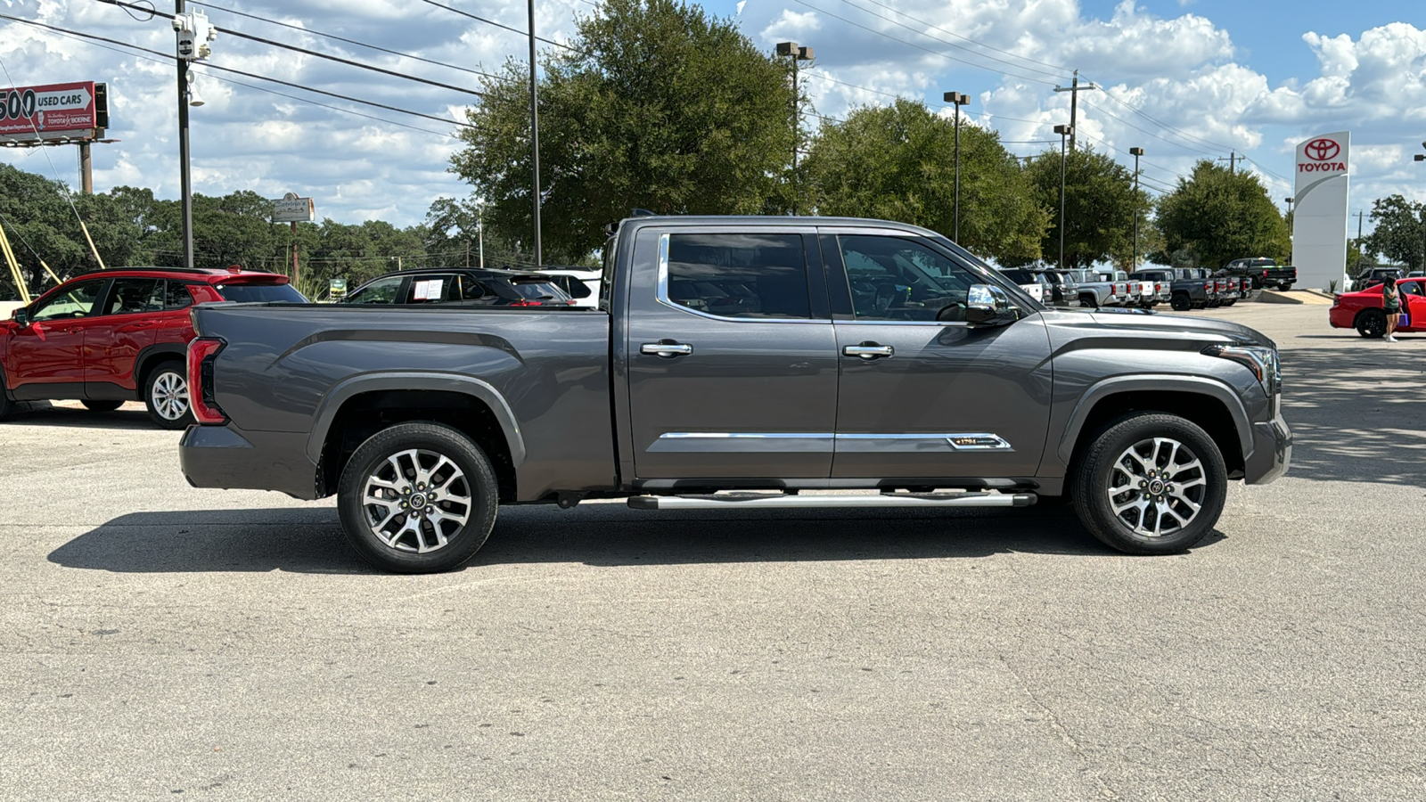 2023 Toyota Tundra Hybrid 1794 Edition 9