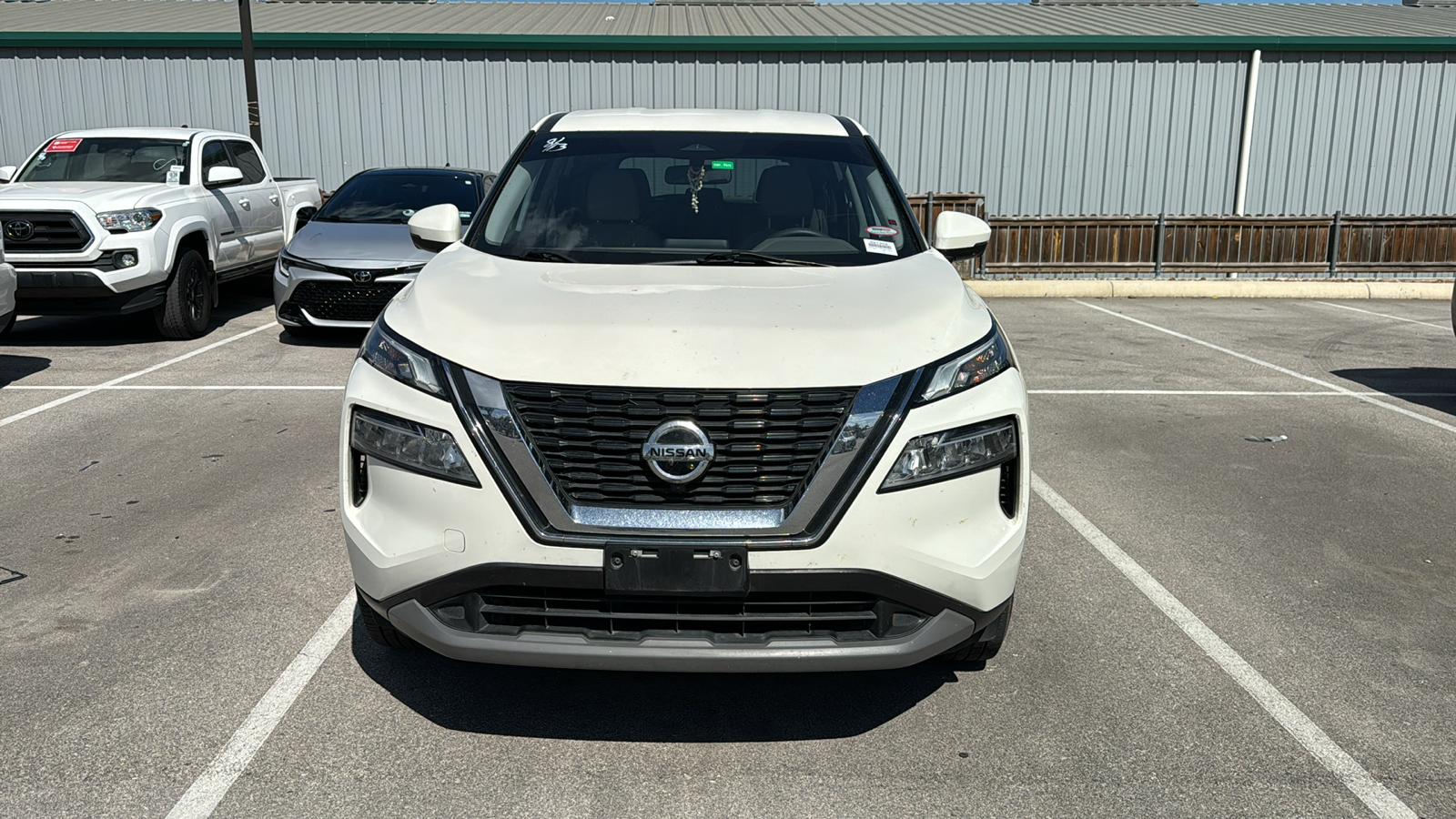 2021 Nissan Rogue SV 2