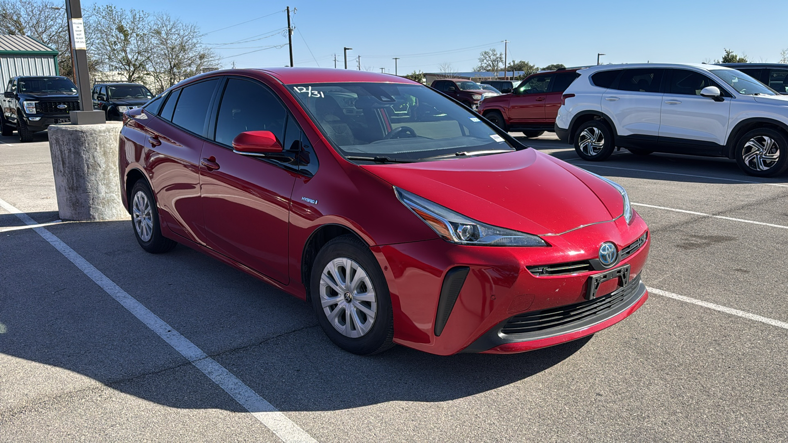 2019 Toyota Prius LE 11