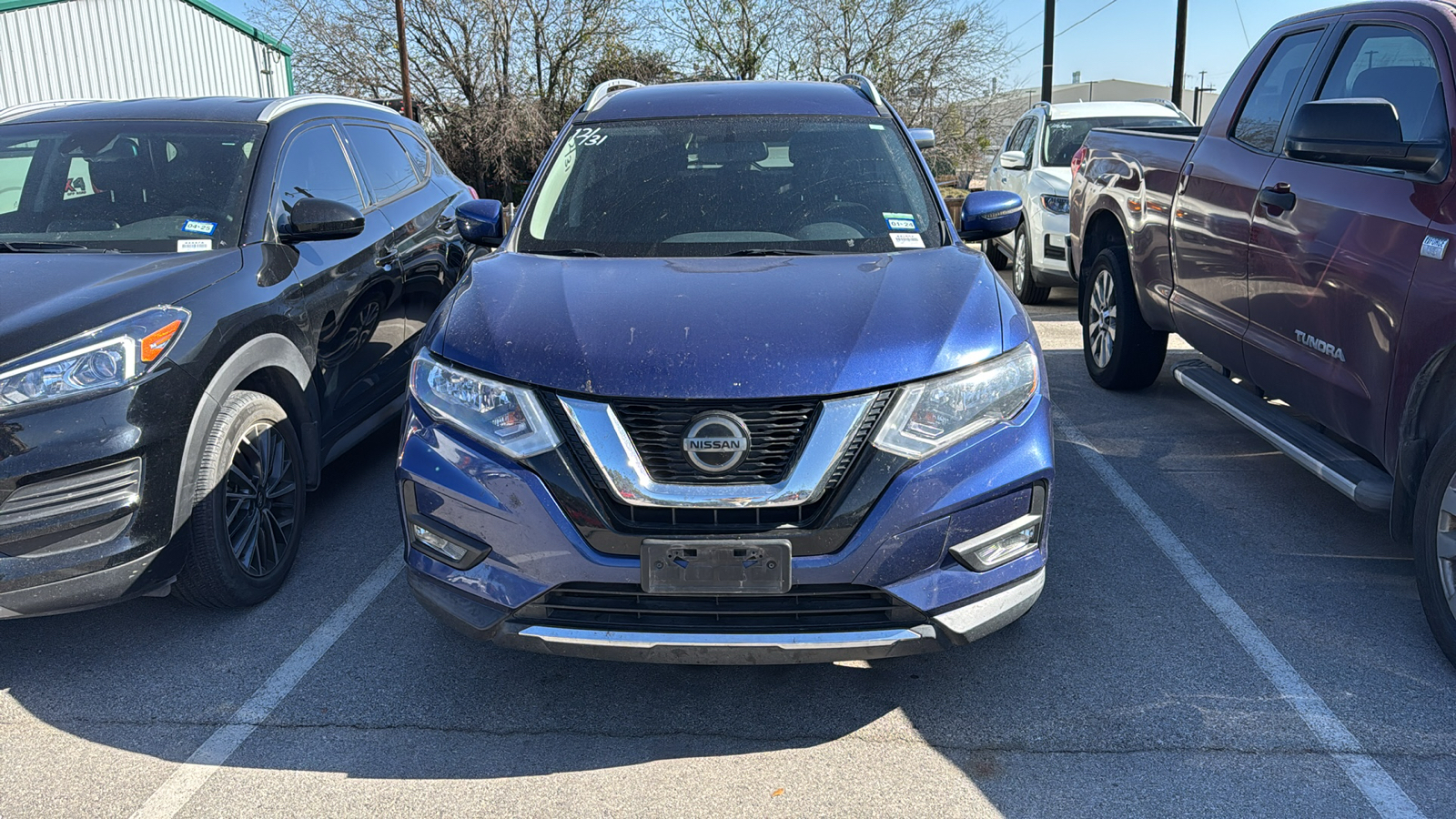 2018 Nissan Rogue SV 2