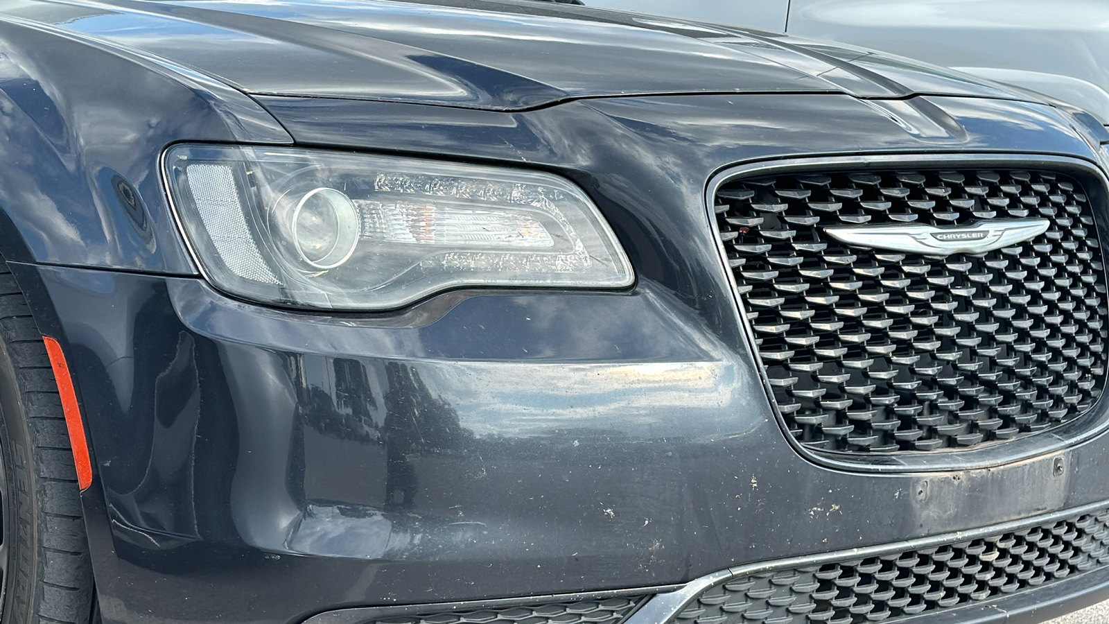 2019 Chrysler 300 Touring 10