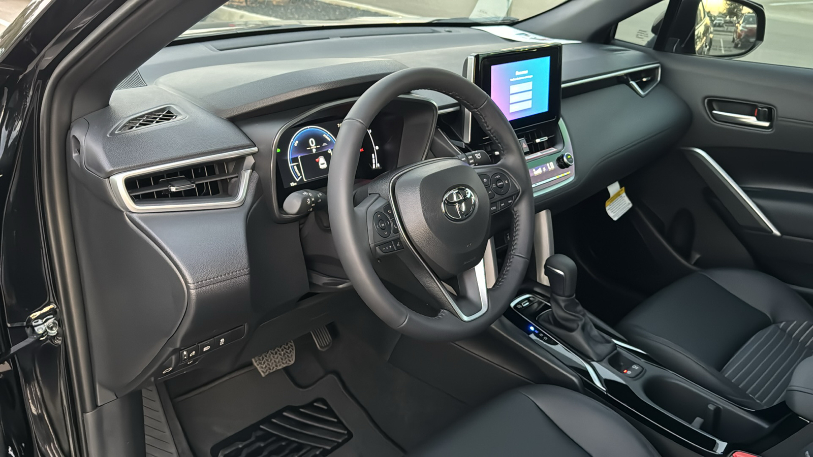 2024 Toyota Corolla Cross Hybrid XSE 12